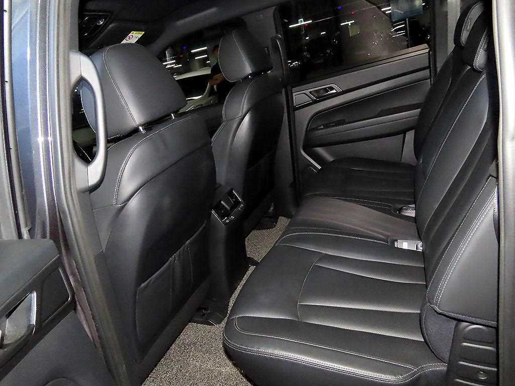 Ssangyong Rexton - Vista 7