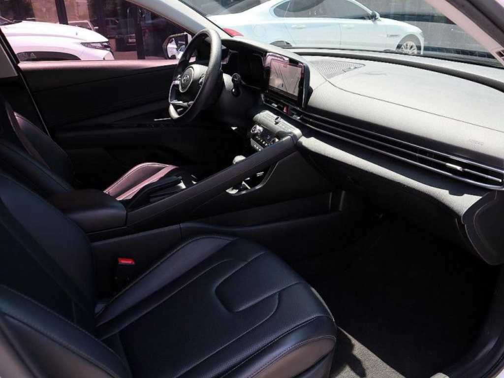 HYUNDAI Avante 2021 Blanco - Importación desde Corea - HF Imports Iquique - Foto 18