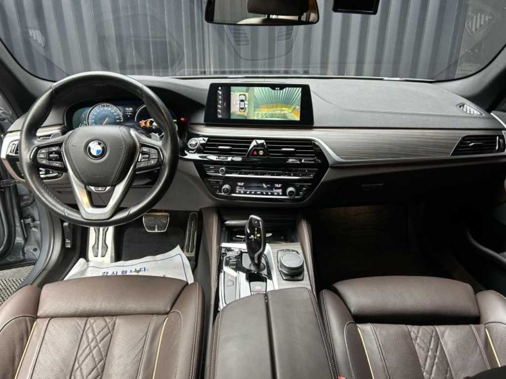 BMW 5 Series - Vista 9