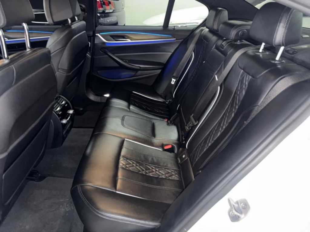BMW 5 Series - Vista 7