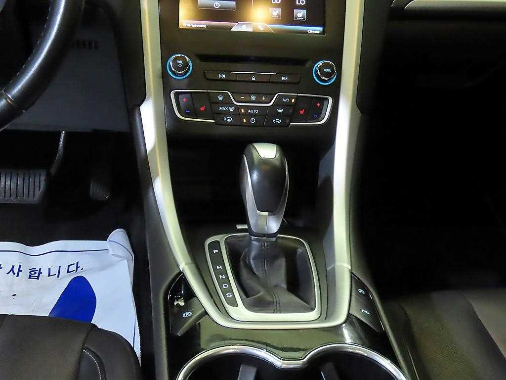 Ford Mondeo - Vista 12