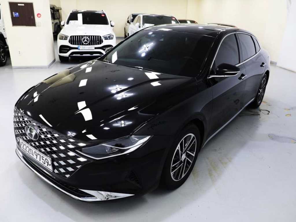 HYUNDAI Grandeur - Vista 3