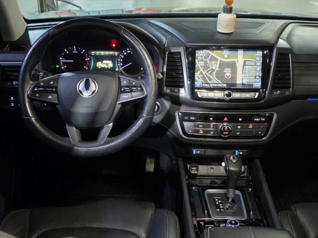 Ssangyong Rexton - Vista 10