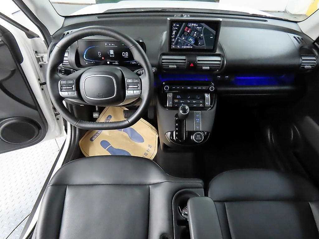 HYUNDAI Casper - Vista 7