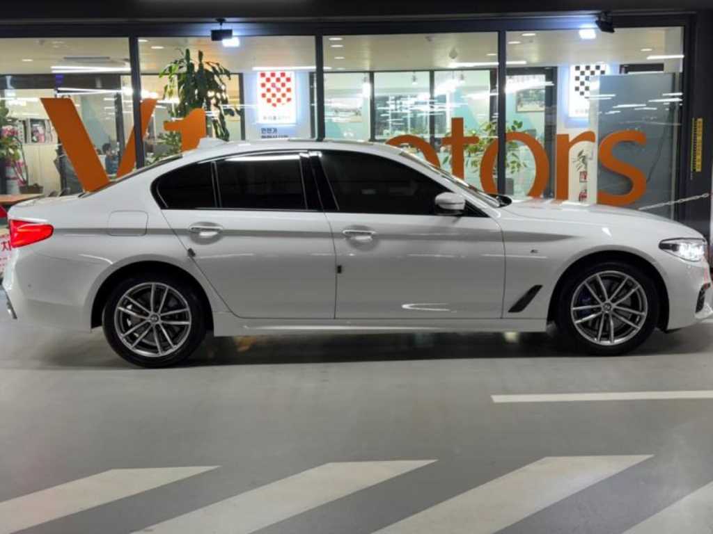 BMW 5 Series - Vista 3