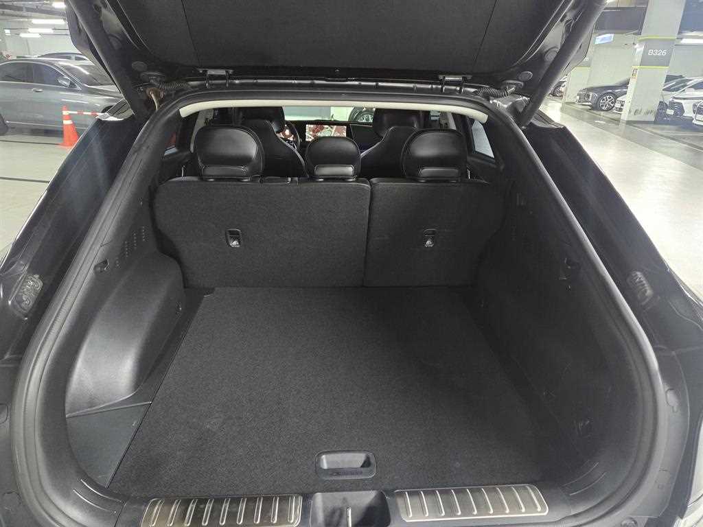 KIA EV6 2022 Negro - Importación desde Corea - HF Imports Iquique - Foto 15