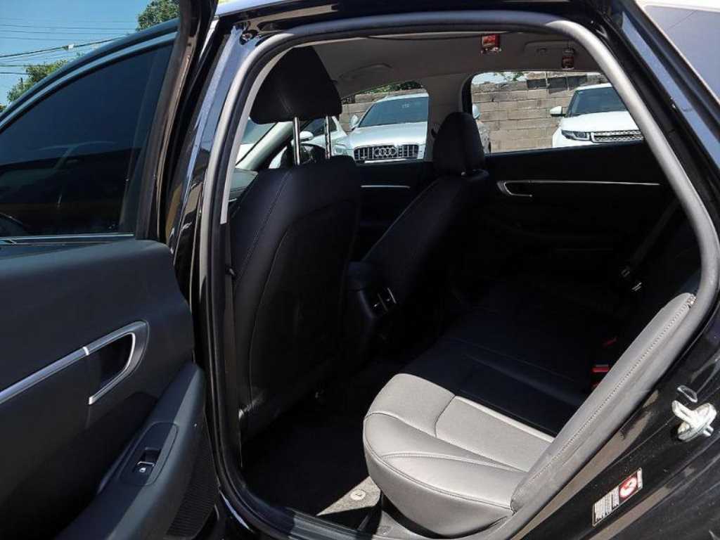 HYUNDAI Sonata - Vista 7