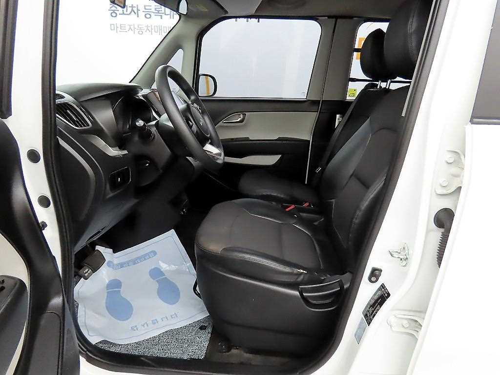 KIA Ray - Vista 5