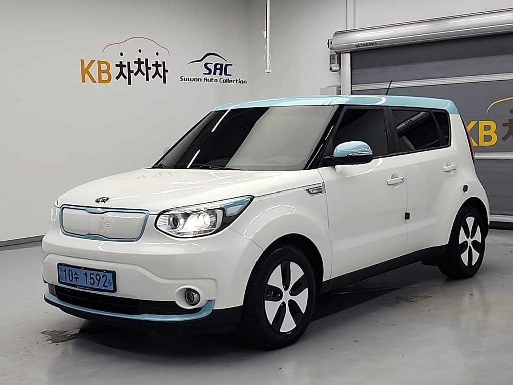 KIA Soul 2018 Blanco - Importación desde Corea - HF Imports Iquique - Foto 1