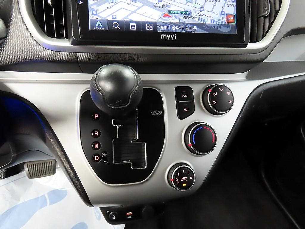 KIA Ray - Vista 10