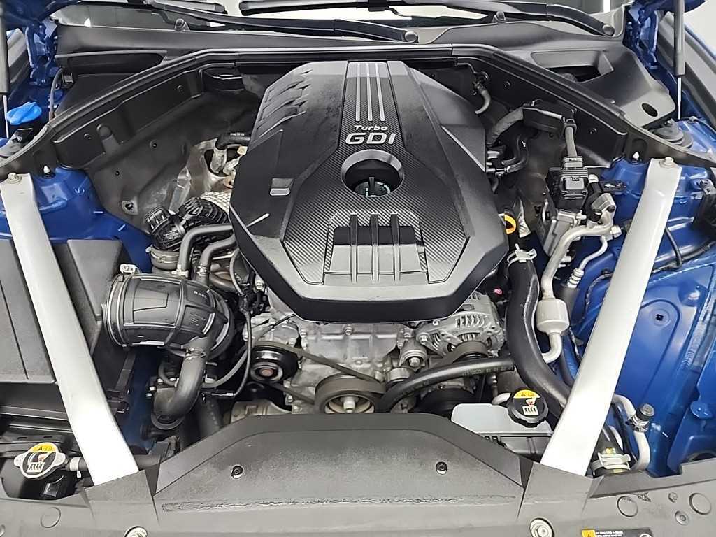 Genesis G70 - Vista 5