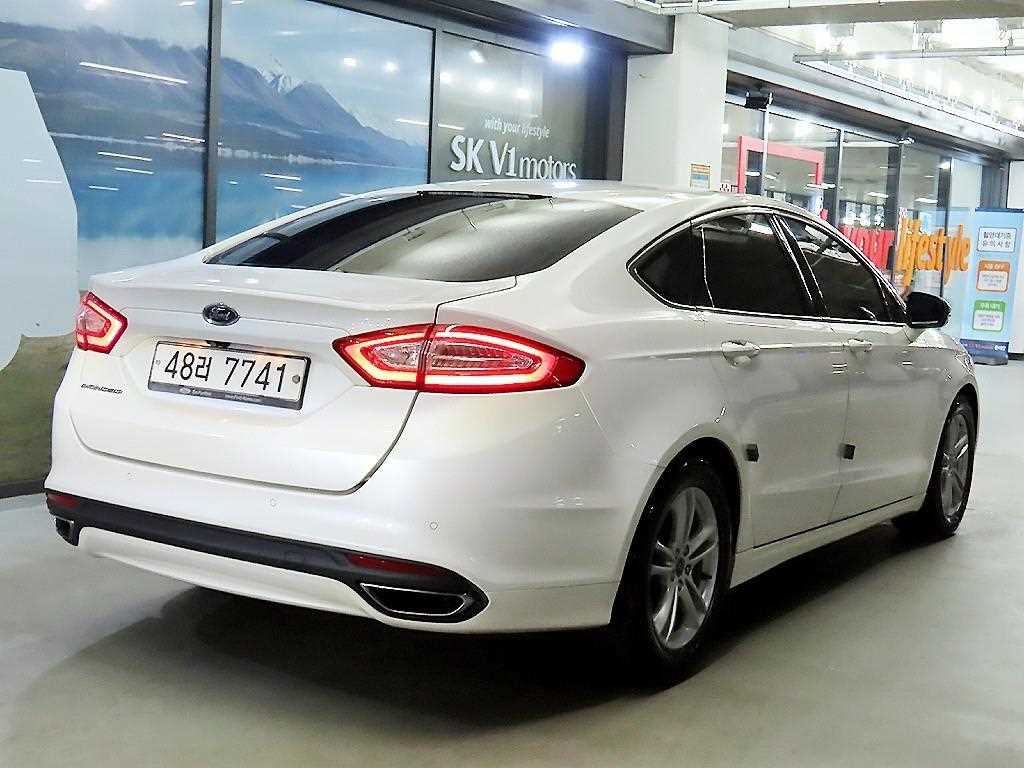 Ford Mondeo - Vista 4