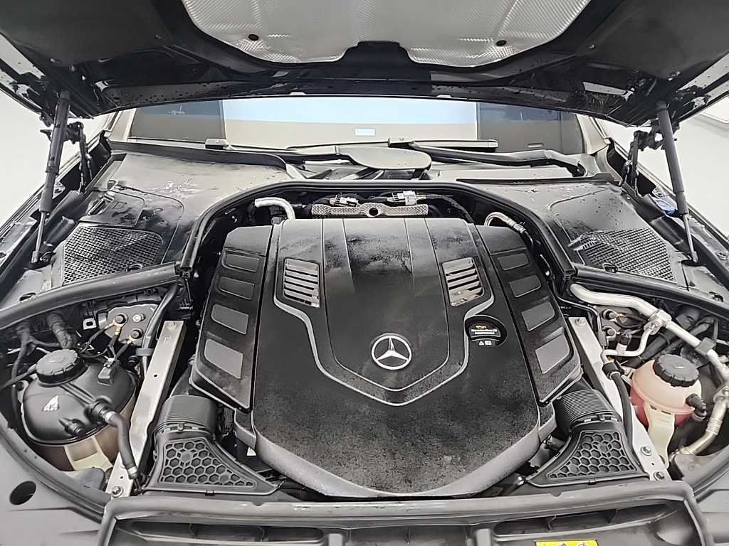 Mercedes Benz S Class - Vista 5