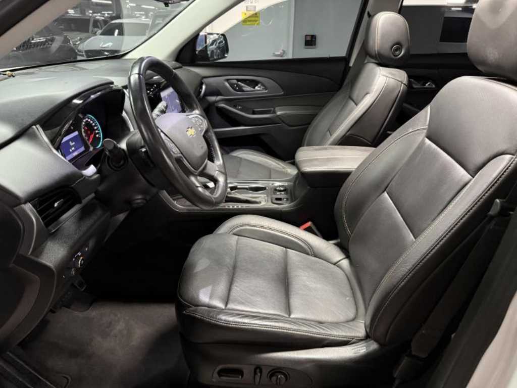 Chevrolet Travers - Vista 7