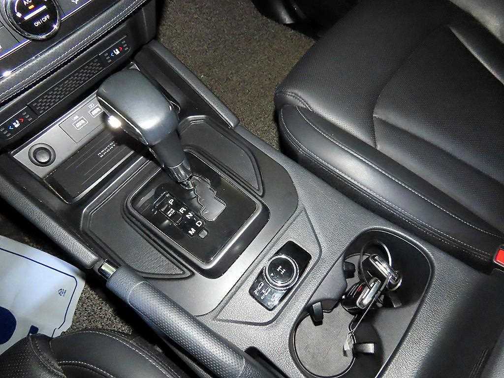 Ssangyong Rexton - Vista 12
