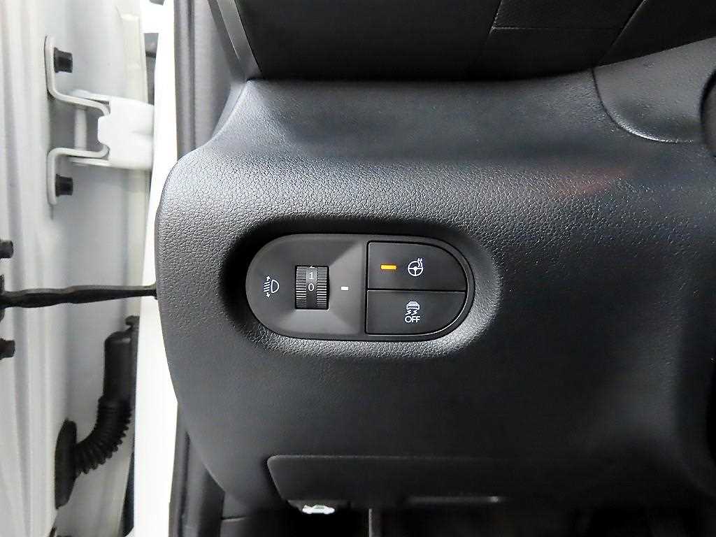 HYUNDAI Casper - Vista 12