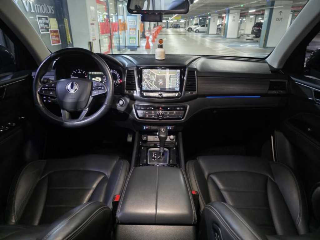 Ssangyong Rexton - Vista 9