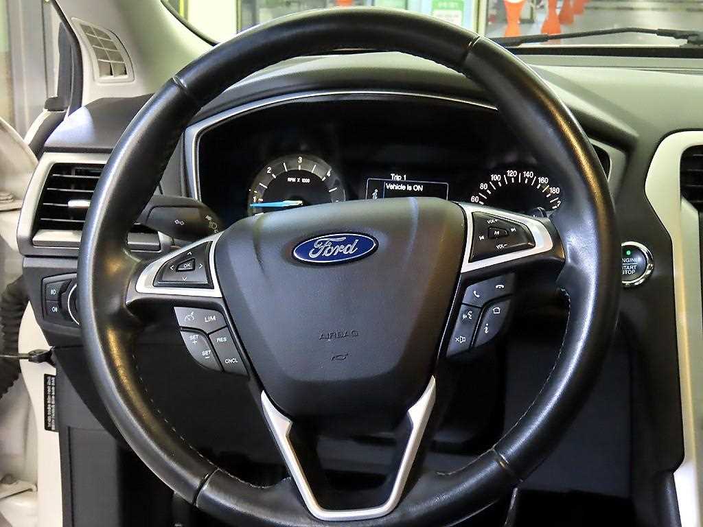 Ford Mondeo - Vista 8
