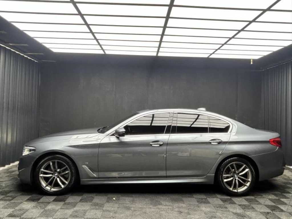 BMW 5 Series - Vista 2