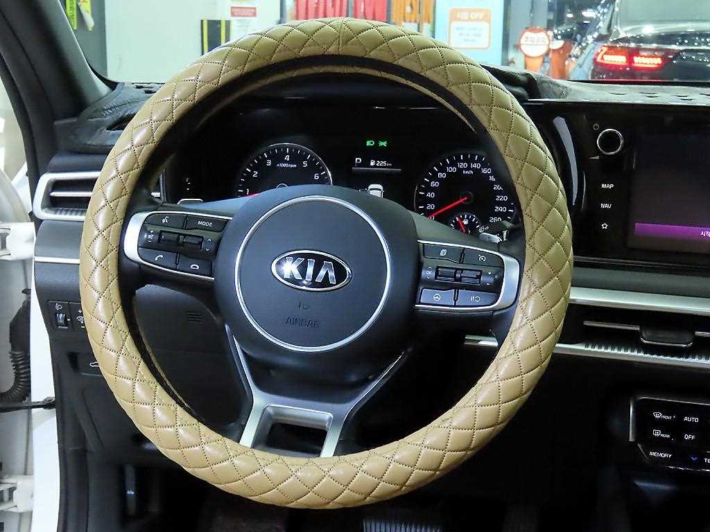 KIA K5 - Vista 8
