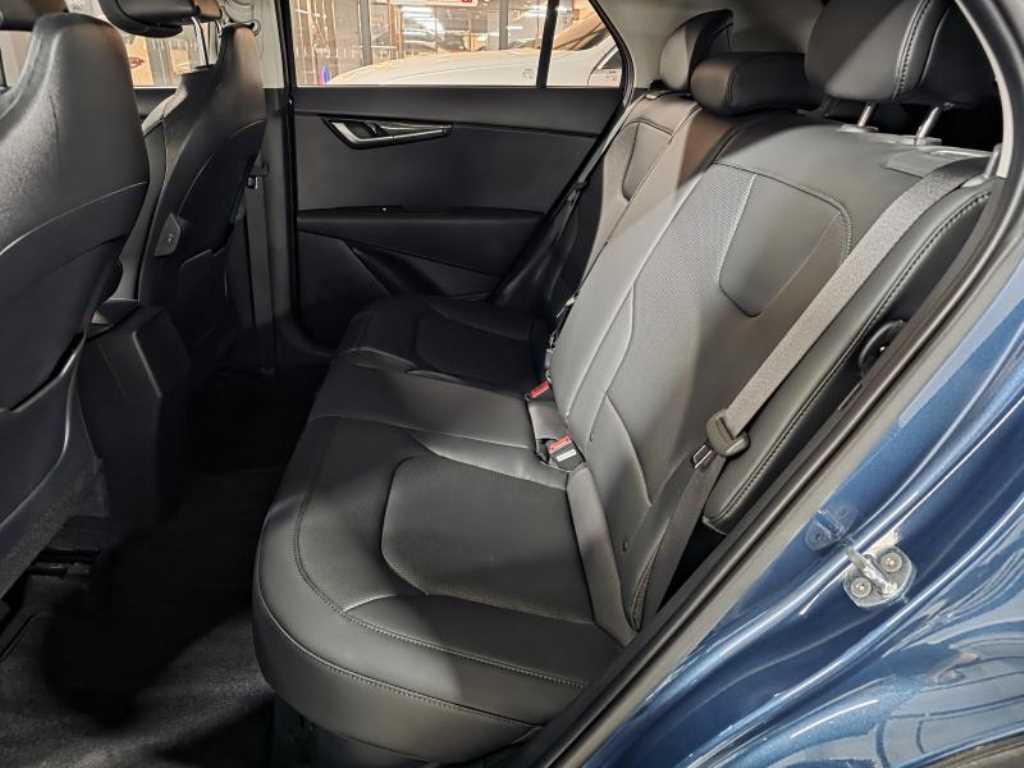 KIA Niro - Vista 9