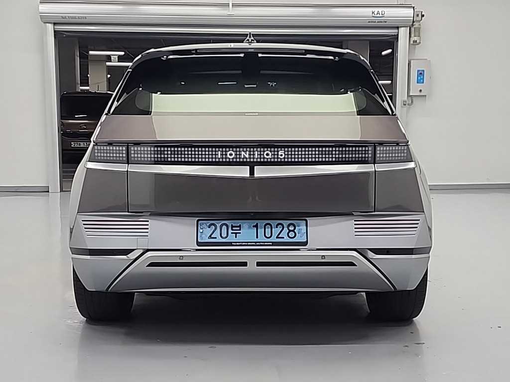 HYUNDAI Ioniq 5 - Vista 4