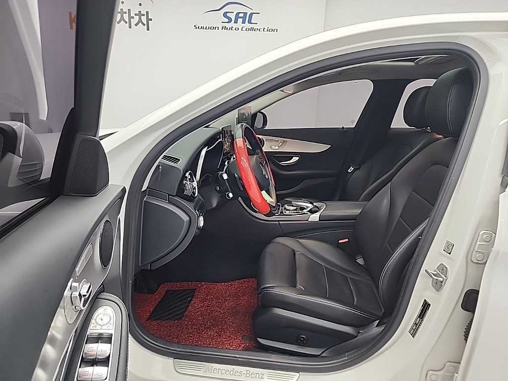 Mercedes Benz C Class - Vista 12