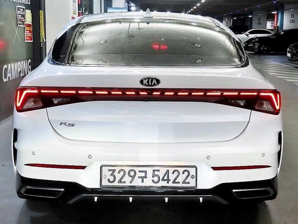 KIA K5 - Vista 5