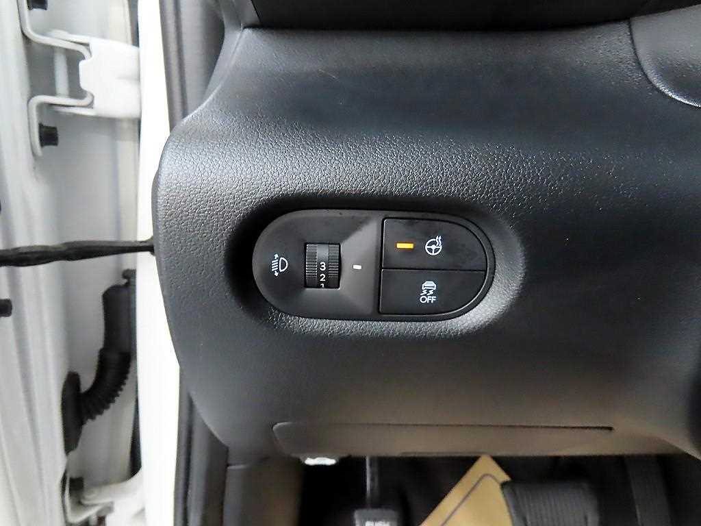 HYUNDAI Casper - Vista 12