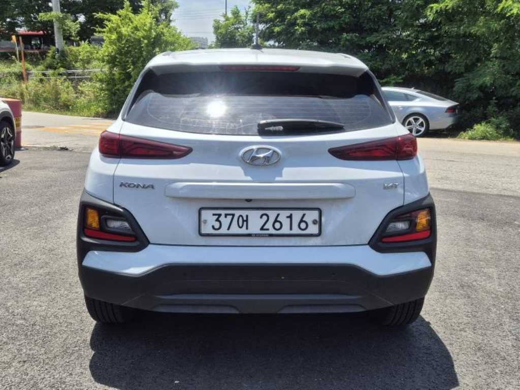 HYUNDAI Kona - Vista 3