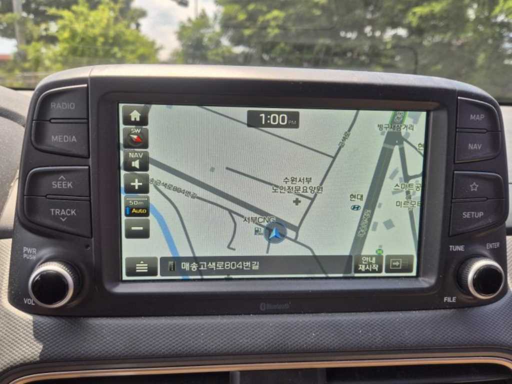 HYUNDAI Kona - Vista 9