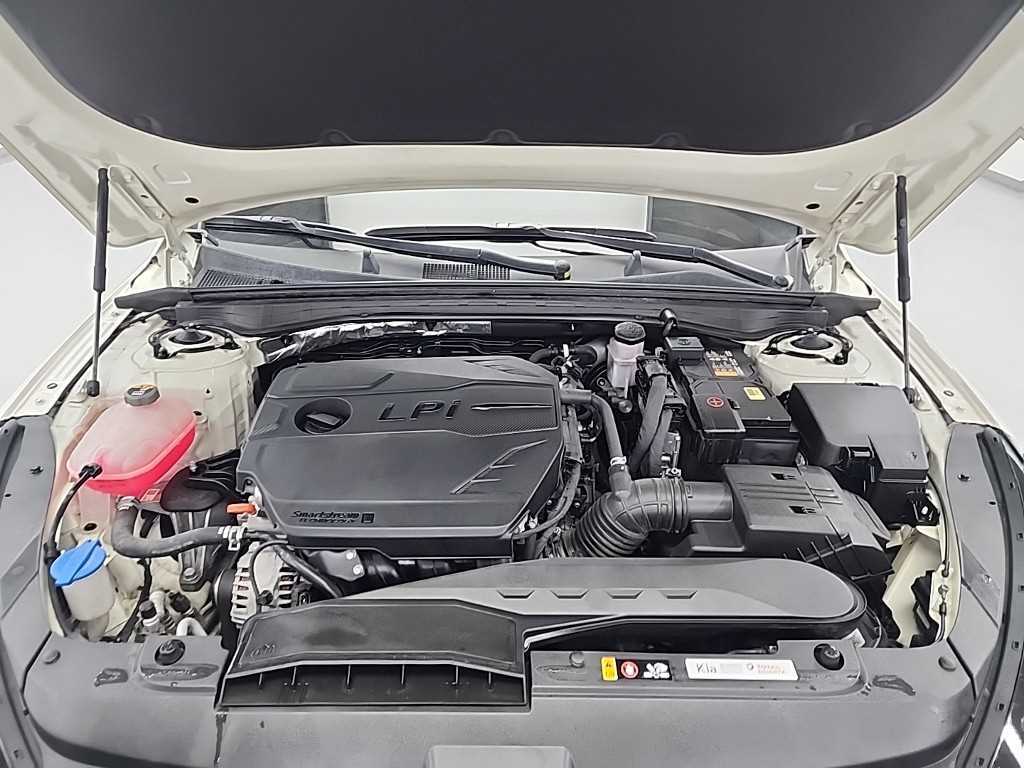 KIA K5 - Vista 5