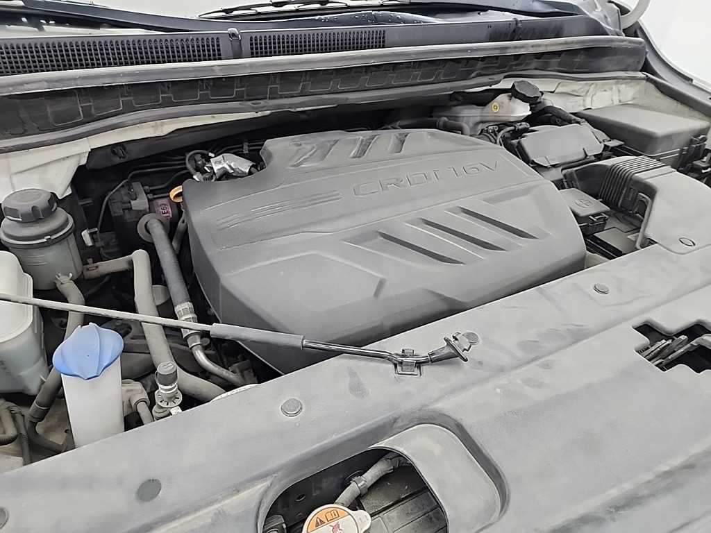 KIA Carnival - Vista 5