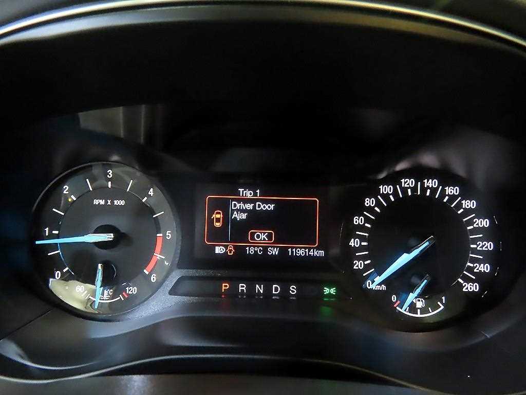 Ford Mondeo - Vista 9