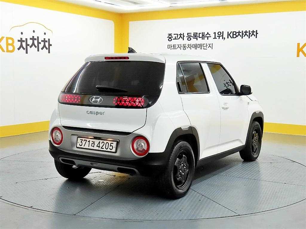 HYUNDAI Casper - Vista 4