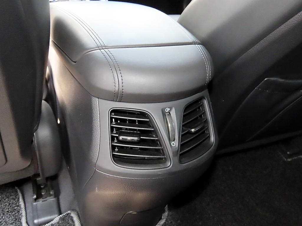 HYUNDAI Grandeur 2017 Negro - Importación desde Corea - HF Imports Iquique - Foto 18