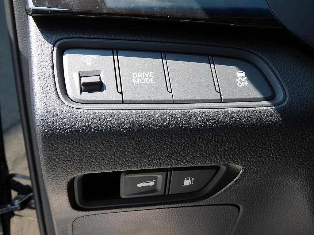 HYUNDAI Grandeur - Vista 12