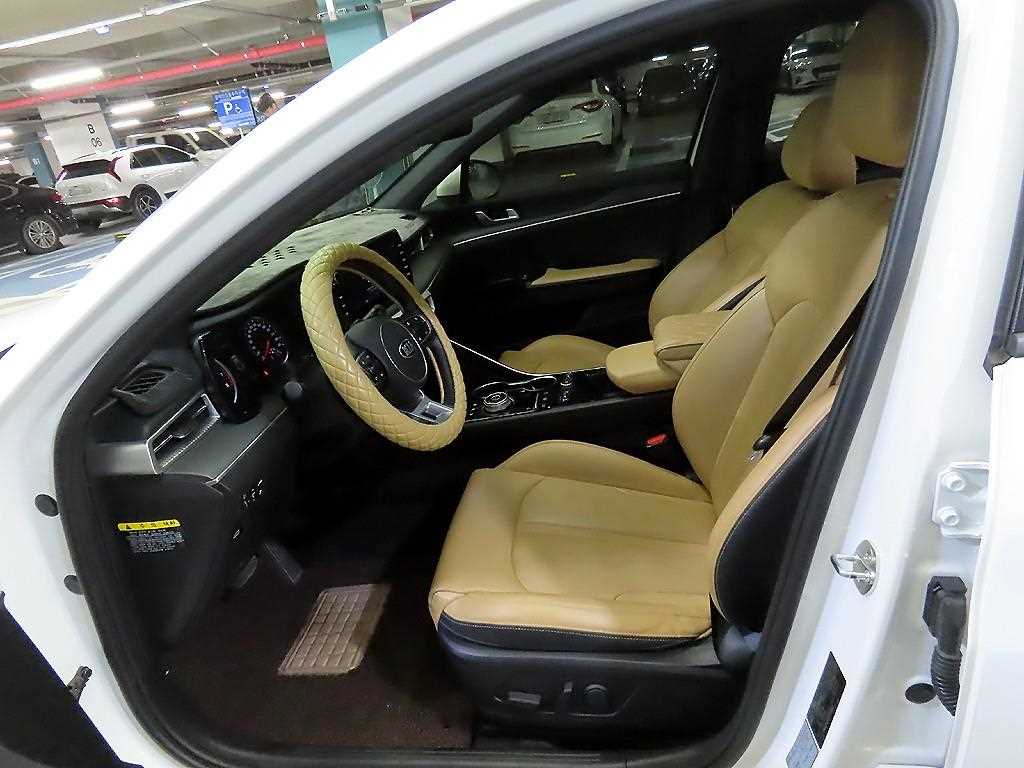 KIA K5 - Vista 6