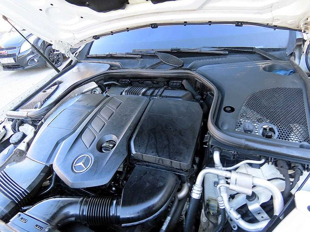 Mercedes Benz E class 2017 Blanco - Importación desde Corea - HF Imports Iquique - Foto 19