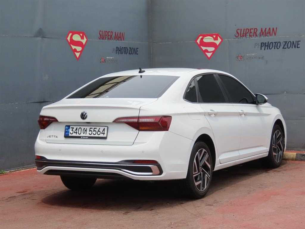 Volkswagen Jetta - Vista 3