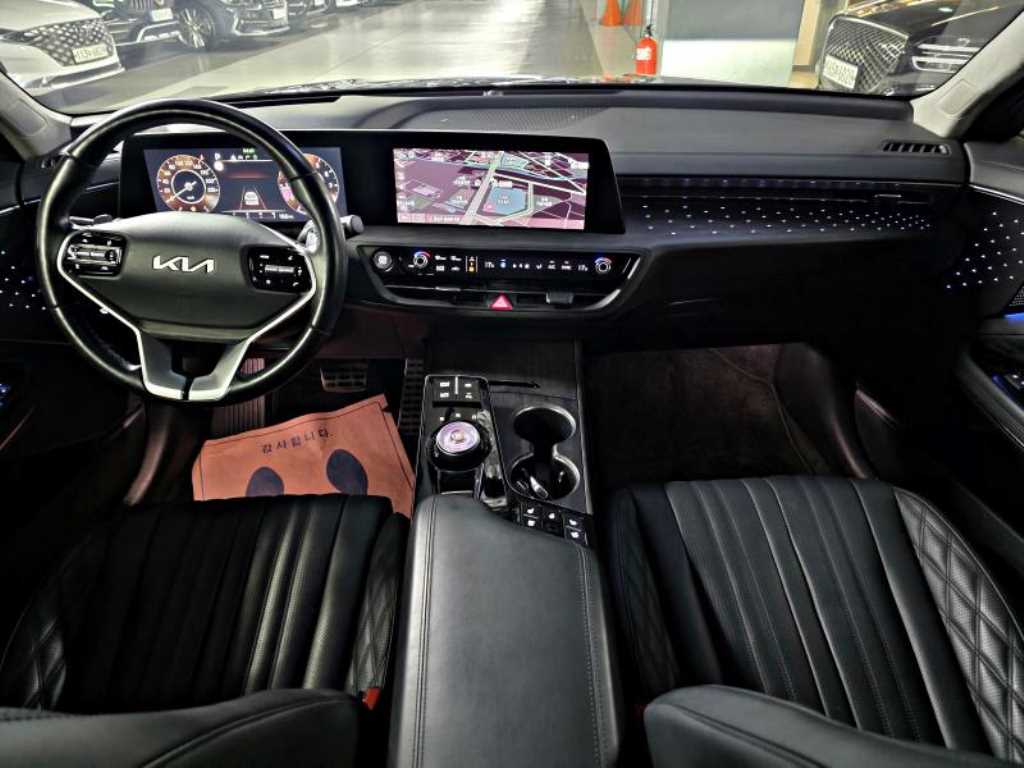 KIA K8 - Vista 10