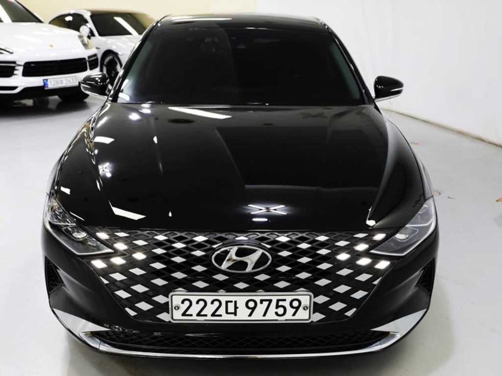 HYUNDAI Grandeur - Vista 2