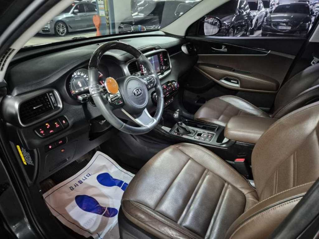 KIA Sorento - Vista 6