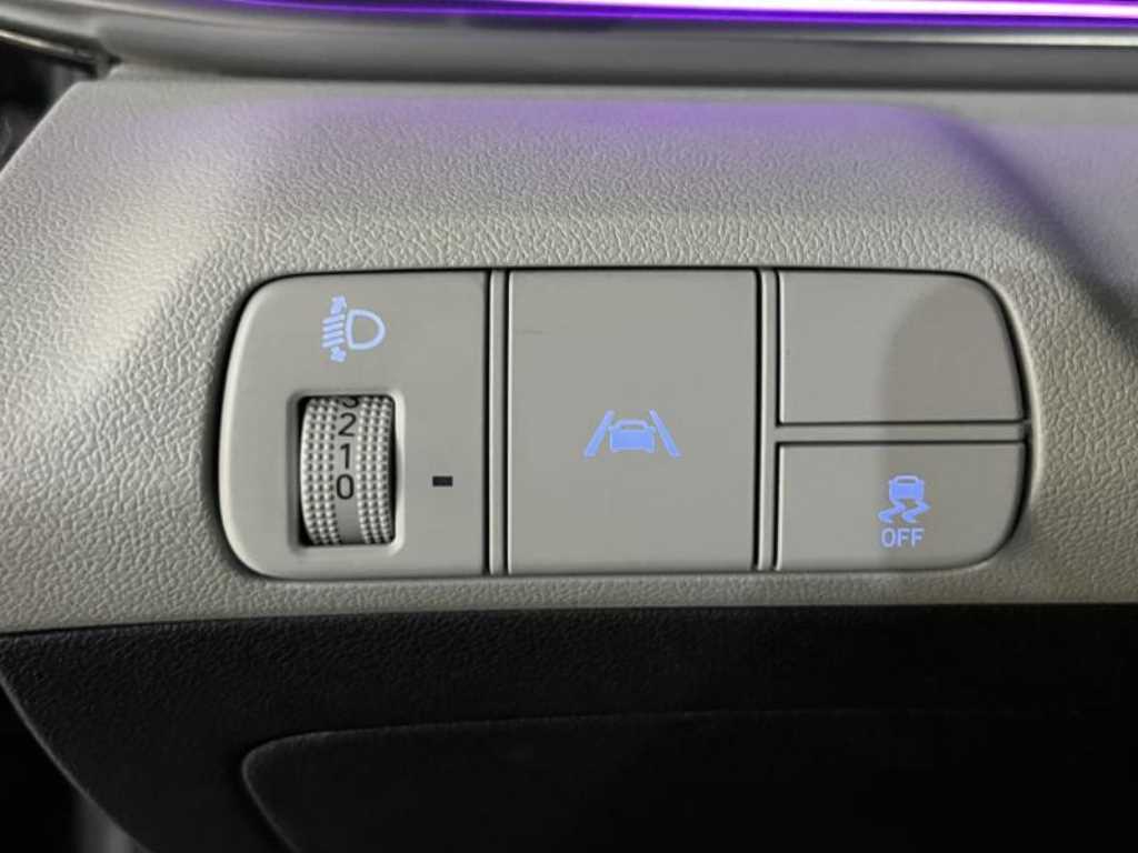 HYUNDAI Avante - Vista 8