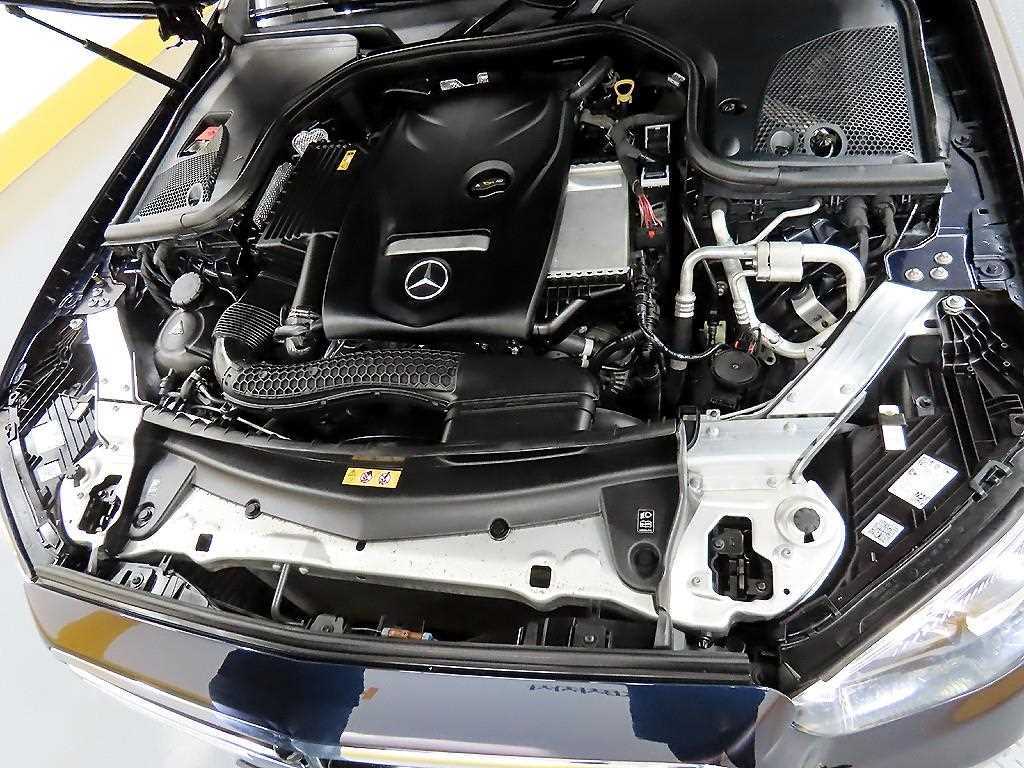 Mercedes Benz E class 2022 Azul - Importación desde Corea - HF Imports Iquique - Foto 18