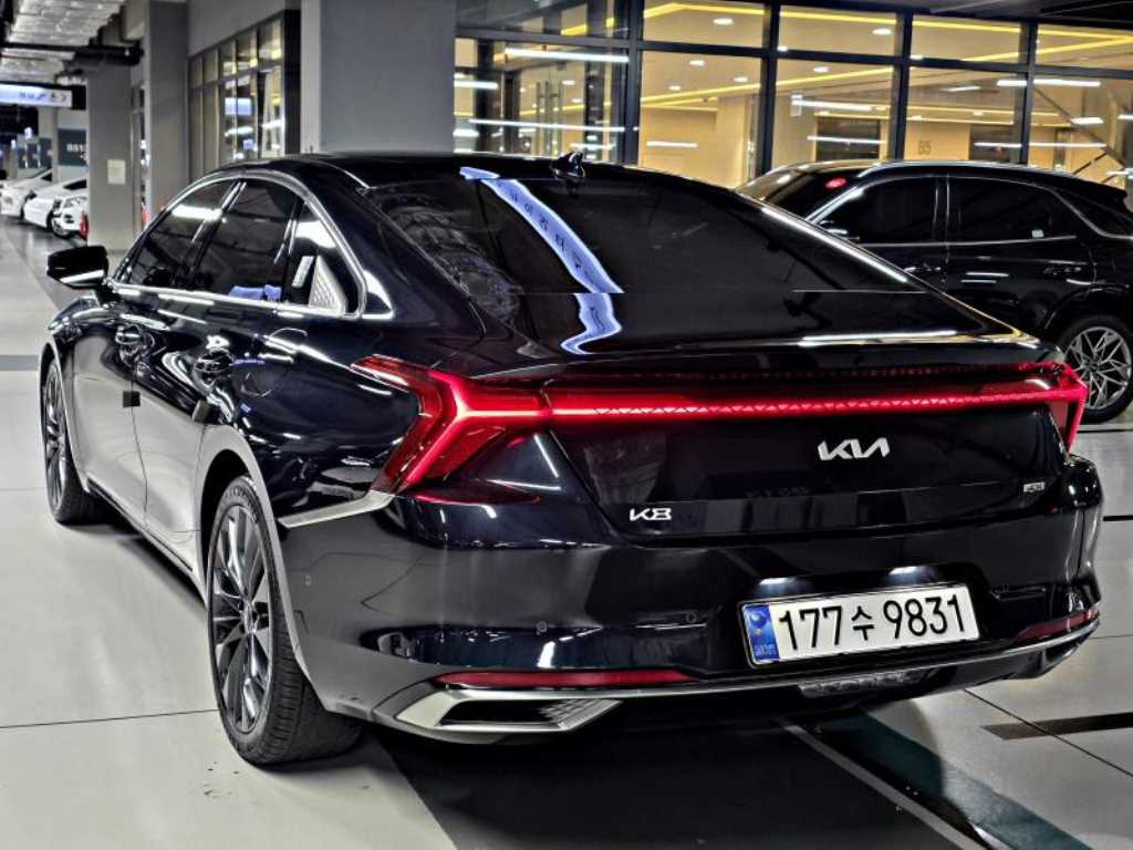 KIA K8 - Vista 5