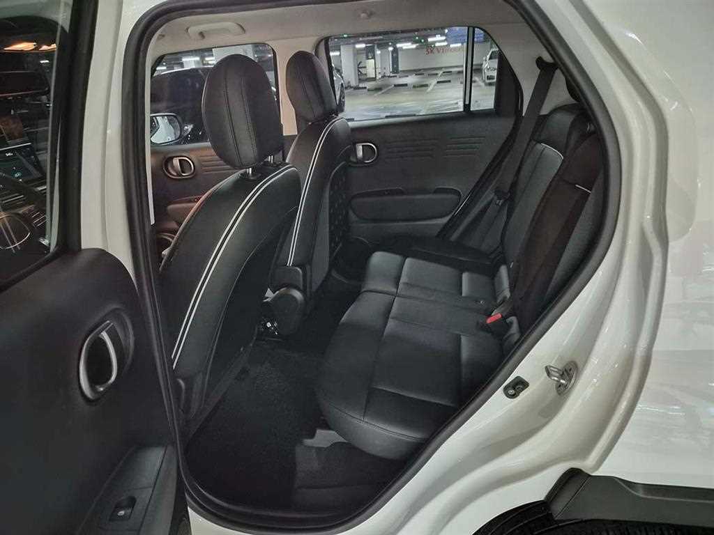 HYUNDAI Casper - Vista 7