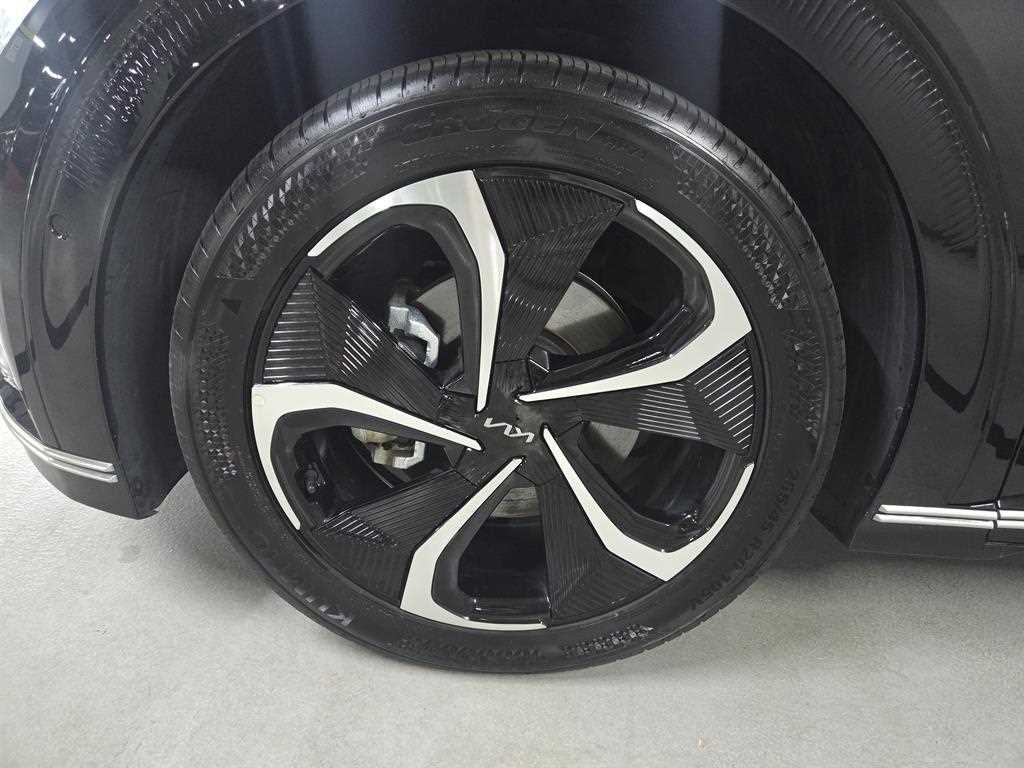 KIA EV6 2022 Negro - Importación desde Corea - HF Imports Iquique - Foto 16