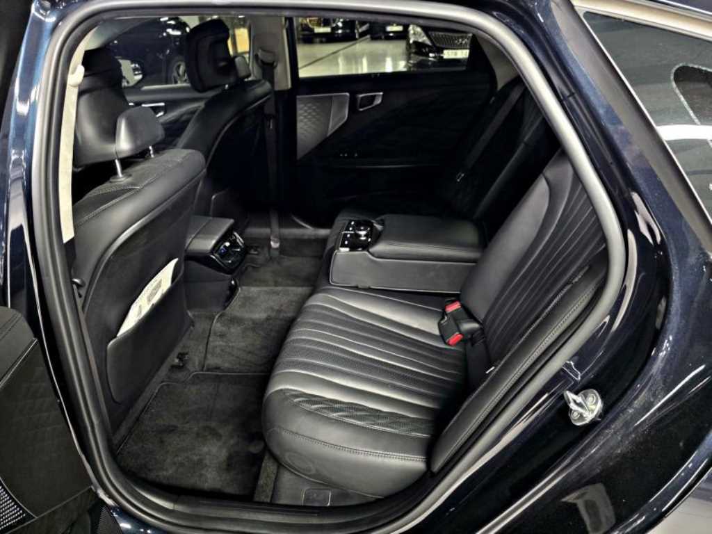 KIA K8 - Vista 9
