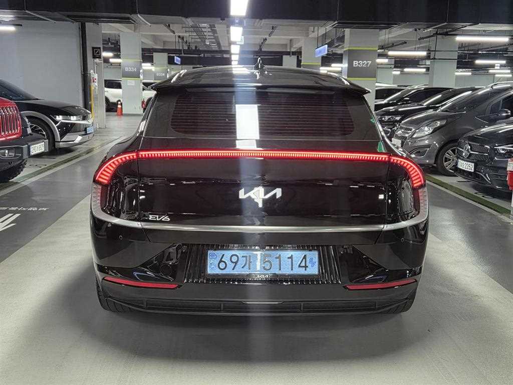 KIA EV6 - Vista 4